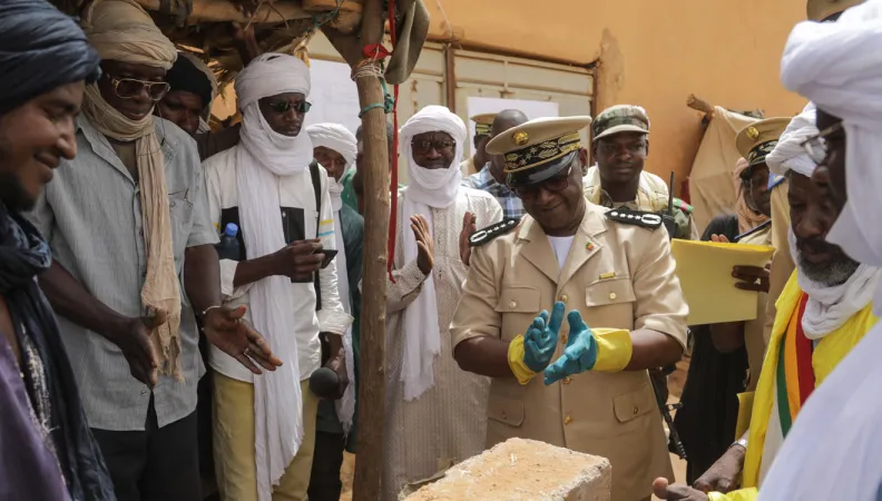 Appuyer le retour de l'État au Sahel ? Les défis de l’intervention internationale à la lumière des enseignements du Statebuilding