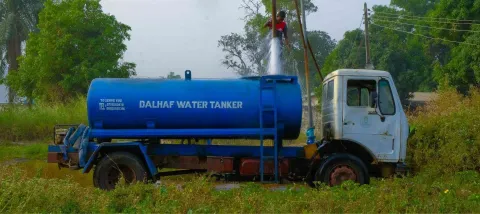 une citerne d'eau au Nigéria